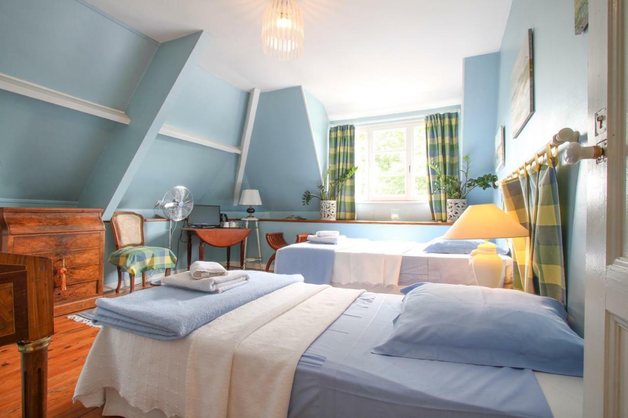 Manoir Des Turets Bed & Breakfast Yvré-lʼÉvêque Eksteriør bilde