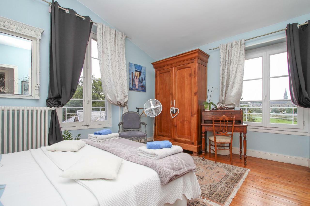 Manoir Des Turets Bed & Breakfast Yvré-lʼÉvêque Eksteriør bilde